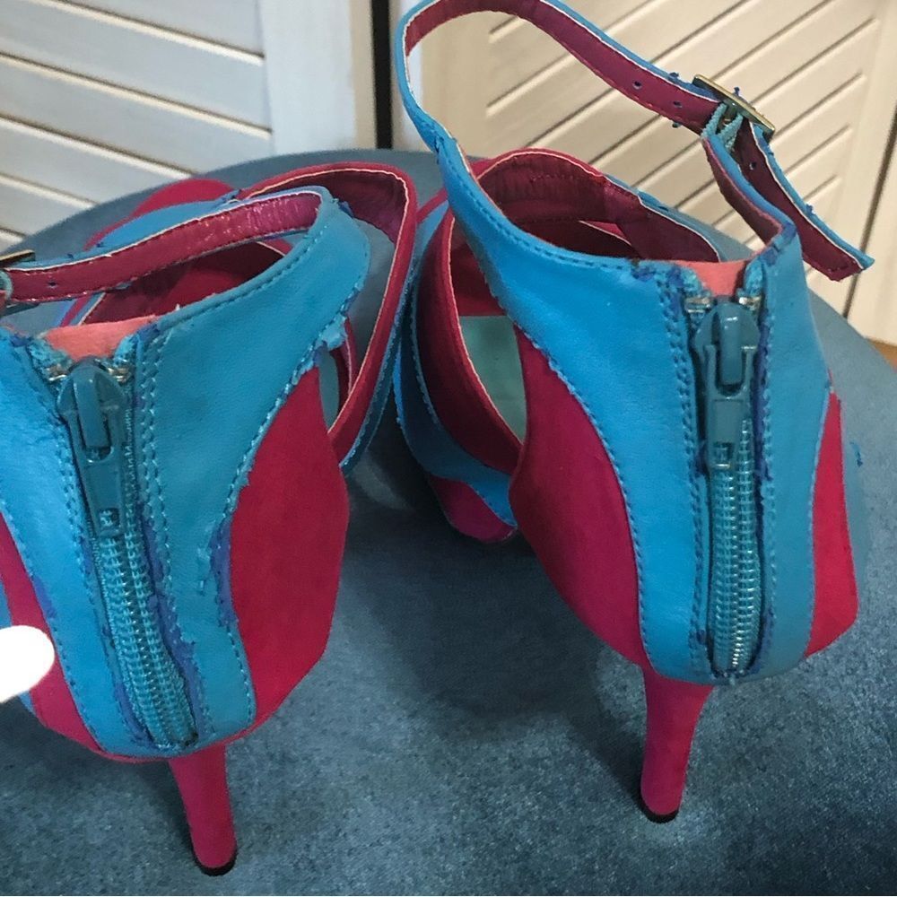 NWOT Liliana vegan leather teal blue and hot pink 6” heel platform sandals sz 9 - Picture 9 of 10